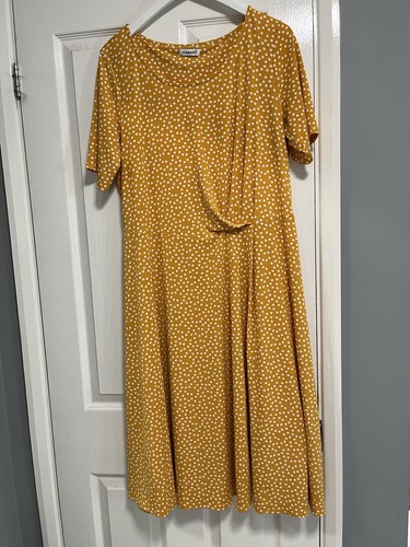Ladies size dress - size, 18