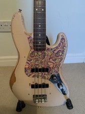 Fender  Flea Jazz Bass Shell