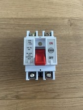 Wylex Cat No. 810 100 Amp Main Switch Disconnector Isolator 2 Double Pole BS5419