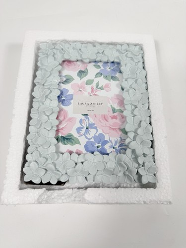 Laura ashley 4x6 white - ashley, flower