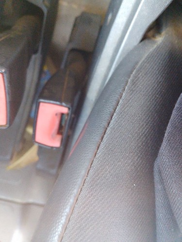 Left front seat - front,