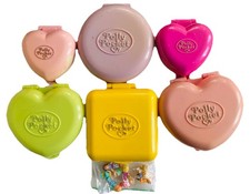 VINTAGE POLLY POCKET BUNDLE &