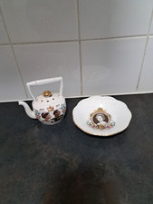 Vintage Mayfair Pottery  Queens Silver Jubilee 1977 Dish And Pomander Kettle. 