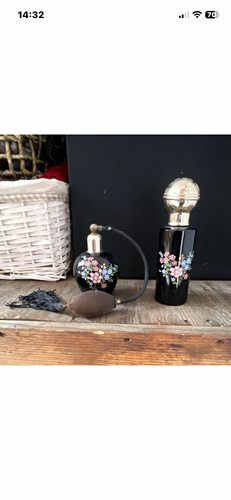 Black floral glass perfume - 2x,