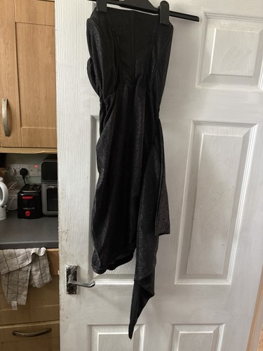 Black and sparkling - going, out
