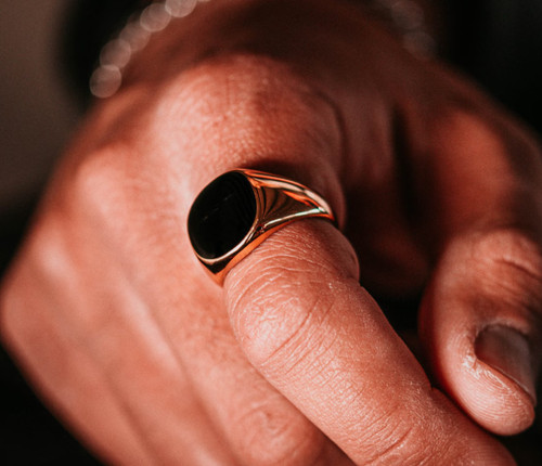 Gold signet men ring natural - gold,