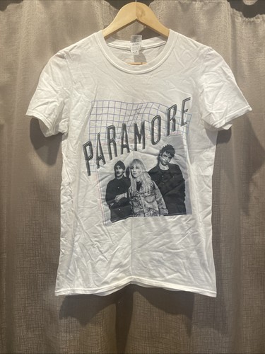 Paramore tour one shirt - paramore,