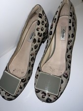 Clarks Narrative Chinaberry