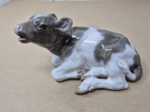 Royal copenhagen cow 1072 - copenhagen,