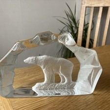 Etched Glass Sculpture- Polar Bear In Ice Cave  Heavy 15cm