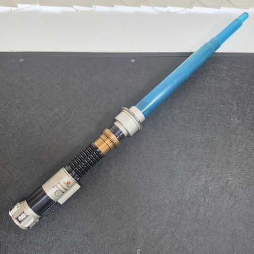 Star wars lightsaber flick out - lightsaber, flick-out