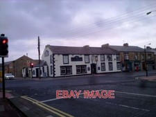 PHOTO  THE COACH AND HORSES