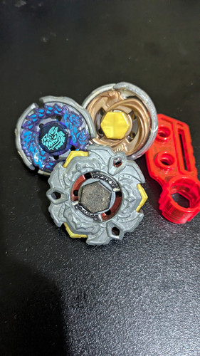 Beyblade metal job lot - lot,
