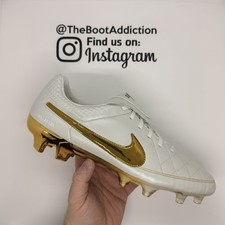 Nike Tiempo Legend  SE