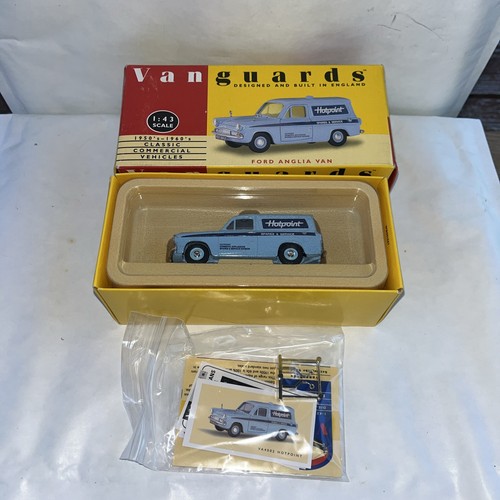 Vanguards ford anglia - 1:43,