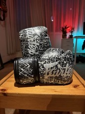 Fairtex muaythai/boxing gloves