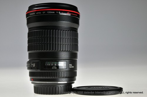Near mint canon ef 135mm - *,