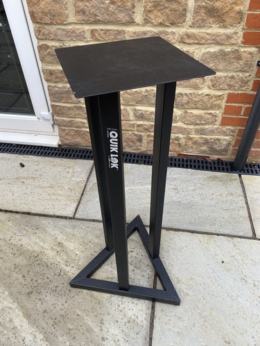 Quiklok studio monitor stand - quiklok,
