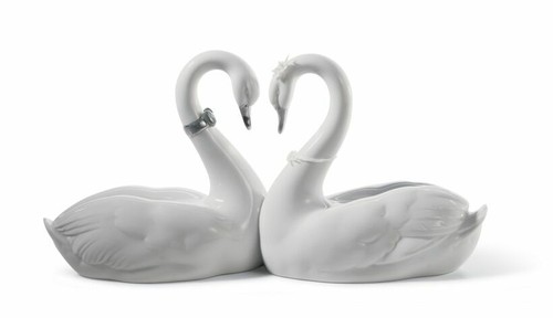 New lladro porcelain figurine - lladro,