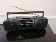 Sony CFS-201L Boombox Radio/Cassette Player Recorder Ghetto Blaster 