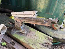 Old Clay Pigeon Trap Thrower - No Reserve