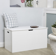 OTTOMAN STORAGE CHEST / White