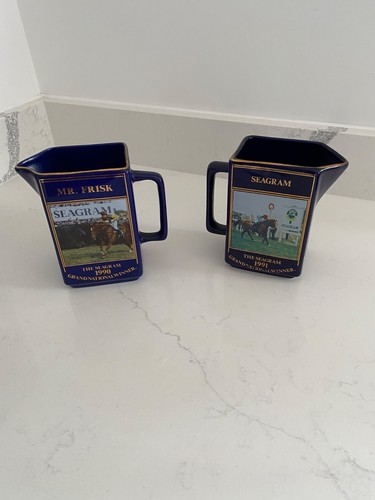 Pair horse racing - racing, memobilia
