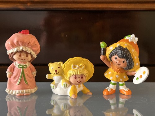 Vintage mini figures - vintage,