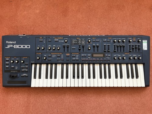 Roland jp8000 analogue - roland,
