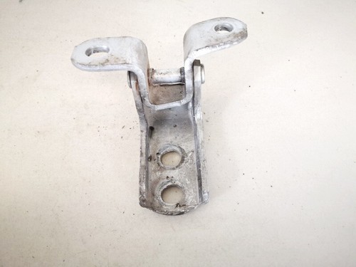 Front door hinge for - , toyota