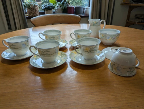 Royal worcester - 4,