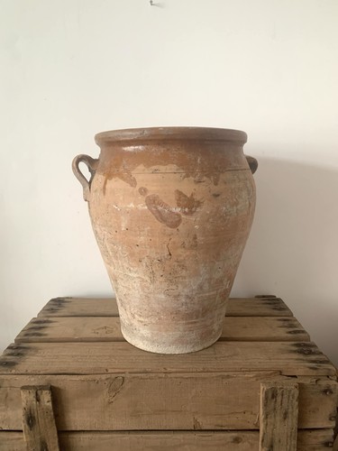 Spanish terracotta pot - terracotta,