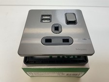 SCHNEIDER Ultimate Switched