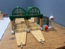 Thomas Wooden Railway Deluxe Knapford Station 2010 Rare with Phone Booth+Tracks