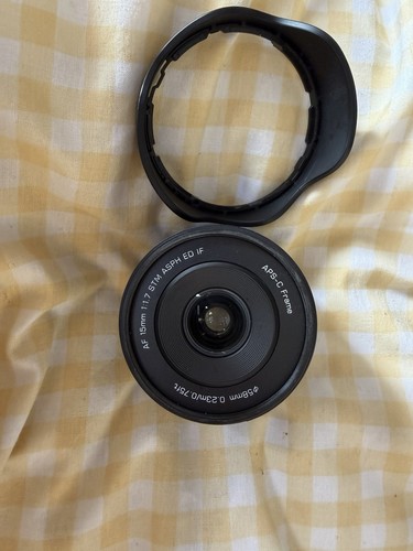 Viltrox 15mm air - f1.7,