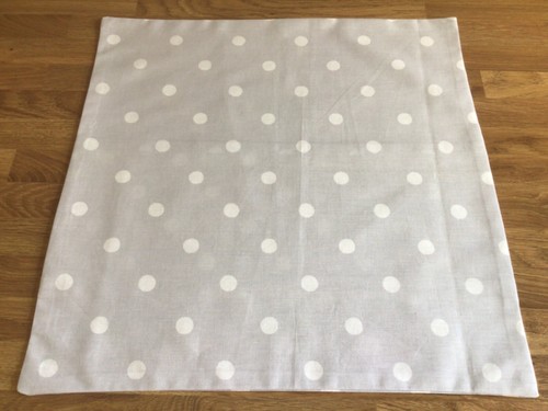 Square cushion cover made - made, w/