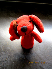 VINTAGE 1999 JELLYCAT 8CM CUTE RED DOG FINGER PUPPET  - RARE - SEE PHOTOS      D