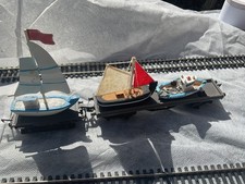 HORNBY TRIANG OO / HO GAUGE LOADED FLAT  WAGON WITH  BOATS HANDMADE  JOB LOT