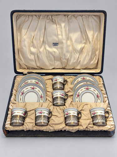 Cased shelley china - &, silver