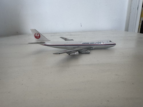 Broken airplanes scale 500 - airplanes,