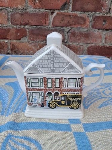 Ringtons wade ceramics - wade,