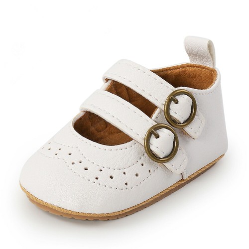 Newborn baby girl - girl, shoes