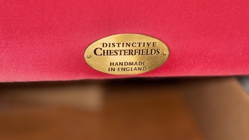 Distinctive chesterfield - distinctive,