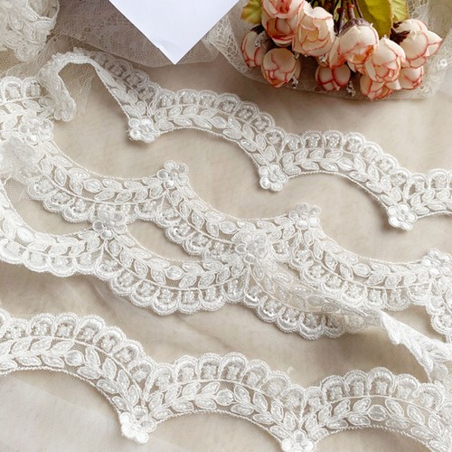 Scalloped edge edging beaded - edge,