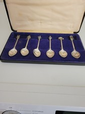 Set Of 6 Queen Elizabeth 11 50th Anniversary Teaspoons