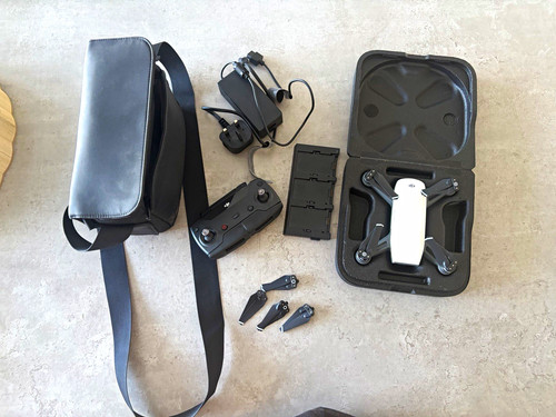 Dji spark fly more - more, bundle