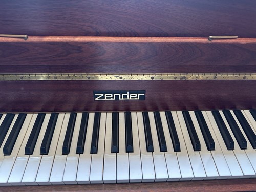Zender compact upright - zender,