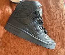 Size 4 - adidas Forum Hi Wings