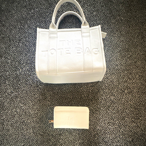 Marc jacobs the tote - marc,