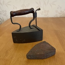 Antique Cast Iron Flat Iron
